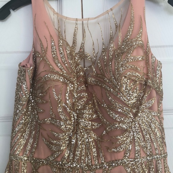 Mignon sleeveless peach and gold prom dress - Picture 6 of 9